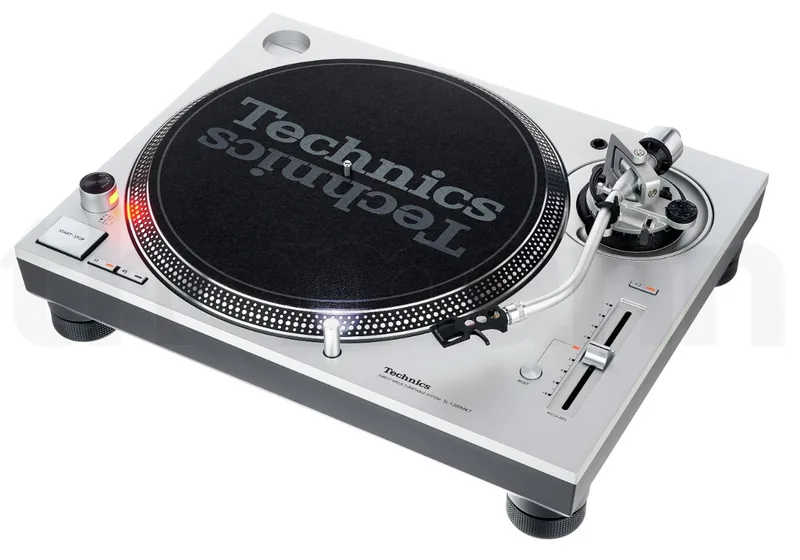 Technics SL-1210 MK7